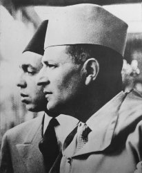 Le roi Mohammed V et le Prince Moulay Hassan,